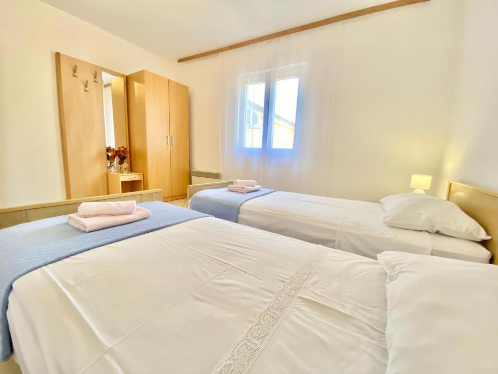 Porat Apartment Starigrad Paklenica Ngoại thất bức ảnh